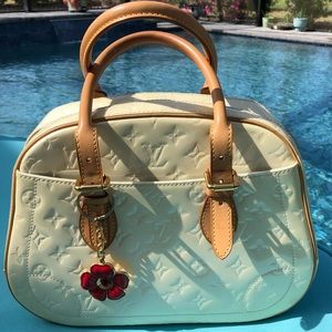 Louis Vuitton summit drive Vernis bag